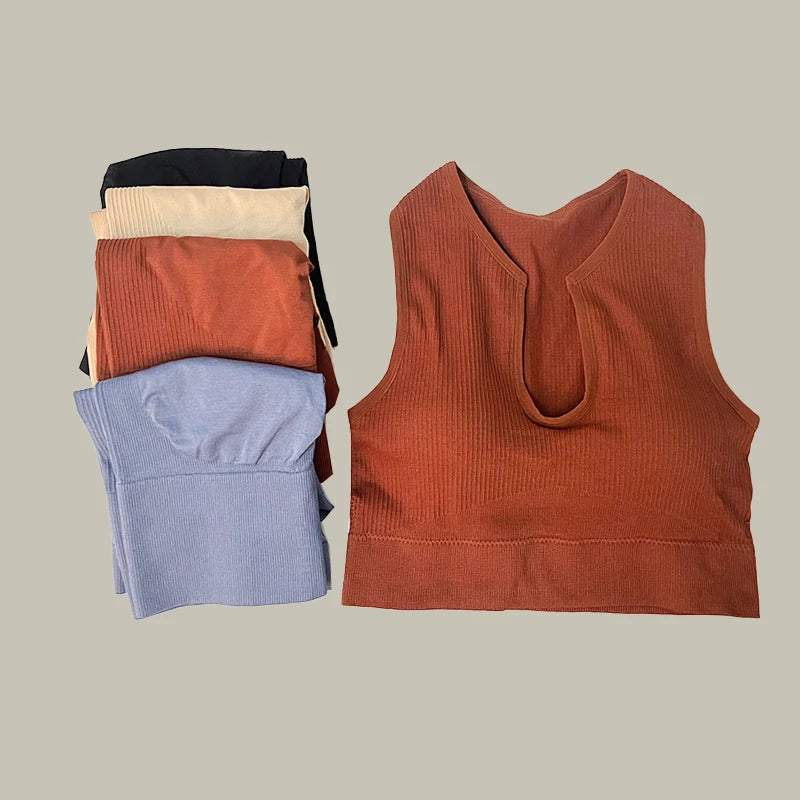 Seamless Yoga Set for Women - High Waist Leggings and Bra