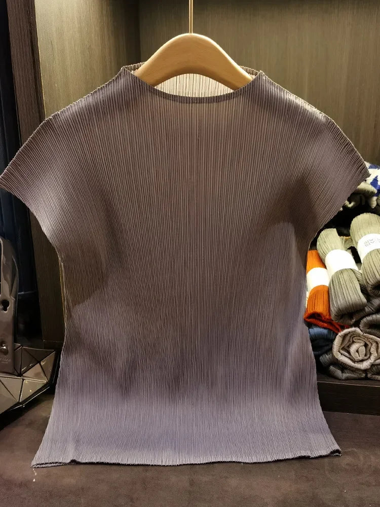YUDXCN Women Pleated Top with Stand Up Collar