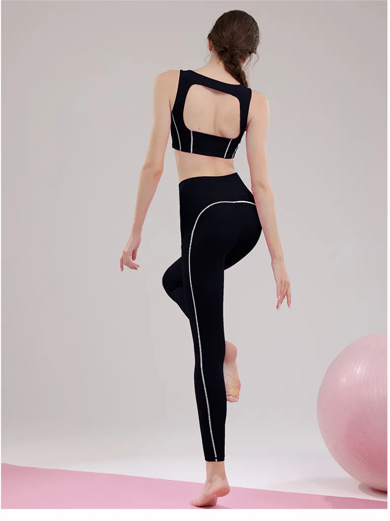 Guangdong Women Fitness Two Piece Sports Set Waist Cinching