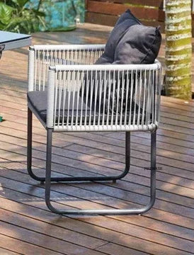 Outdoor PE Rattan Table and Chair Set Garden Furniture for Balcony Courtyard and Villa