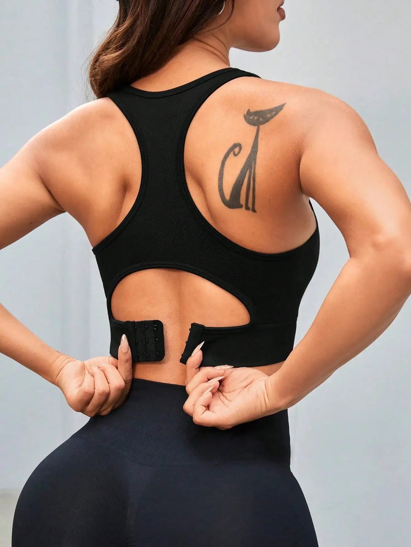 DYDCN Seamless Sports Bra High Impact Yoga Fitness Top