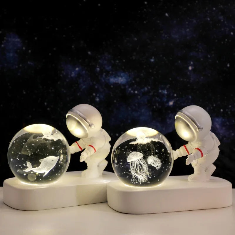 Creative 3D Astronaut Crystal Ball Night Light for Kids