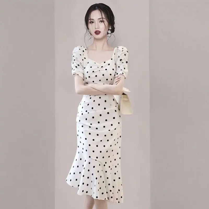 Elegant Midi Dress for Women Perfect for Graduation and Birthdays