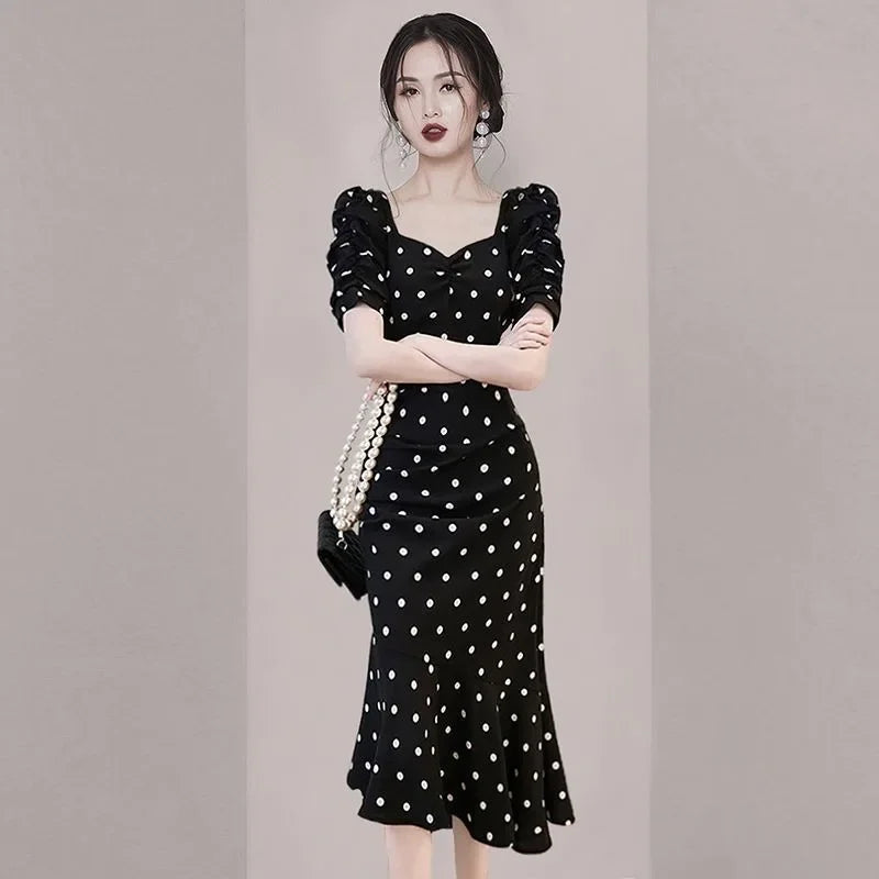 Elegant Midi Dress for Women Perfect for Graduation and Birthdays