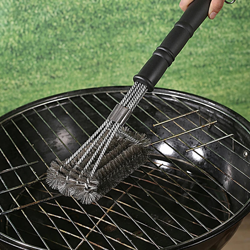 Stainless Steel Barbecue Grill Brush for Effortless Cleaning