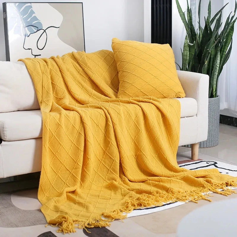 Nordic Knitted TV Blanket with Tassels Soft Fleece Throw Shawl for Sofa and Bed End Decor