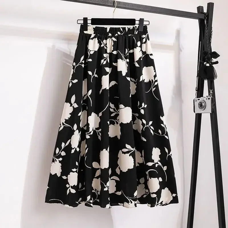 Plus Size High-Waisted Slimming Rose Skirt for Casual Style