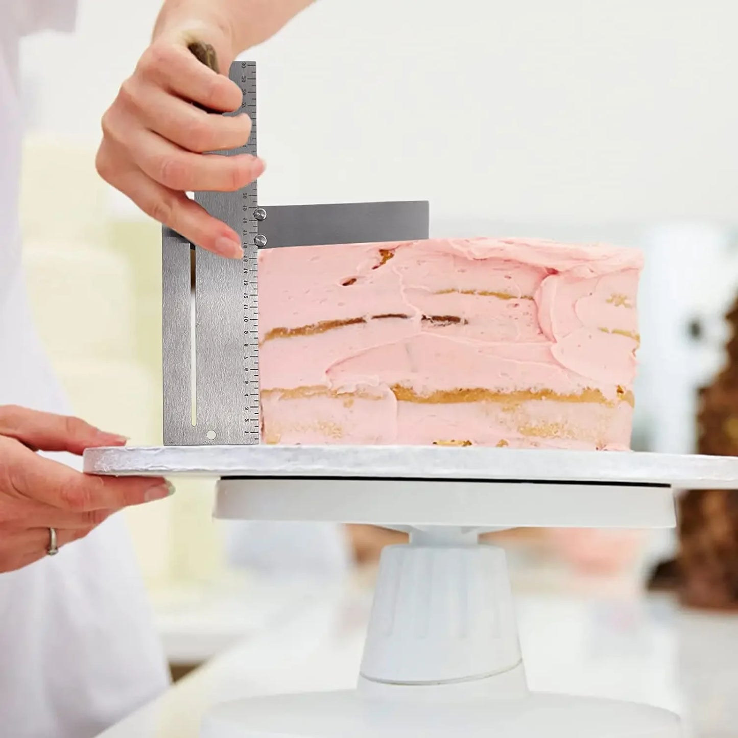 Adjustable Stainless Steel Cake Scraper for Perfect Edges