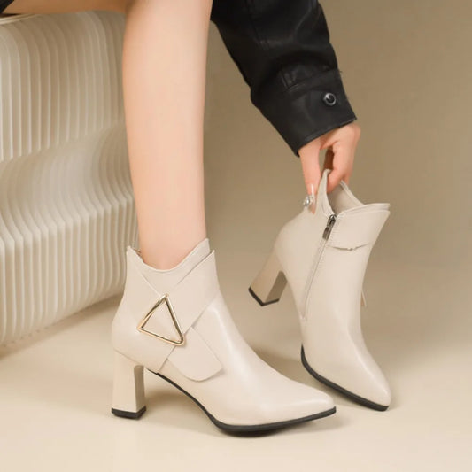 Sqzg Womens Mid Heel Chelsea Boots With Back Zipper