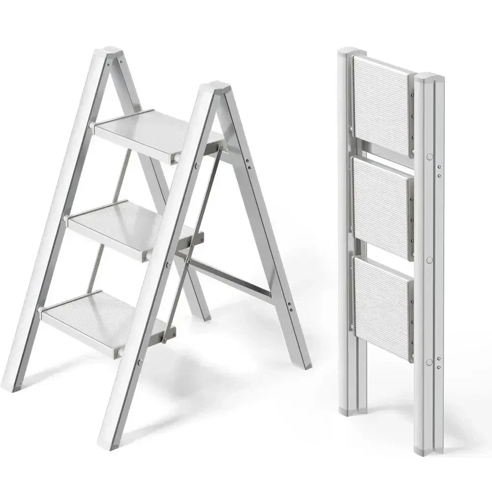 Femor Aluminum Folding Step Ladder With Anti Slip Pedal