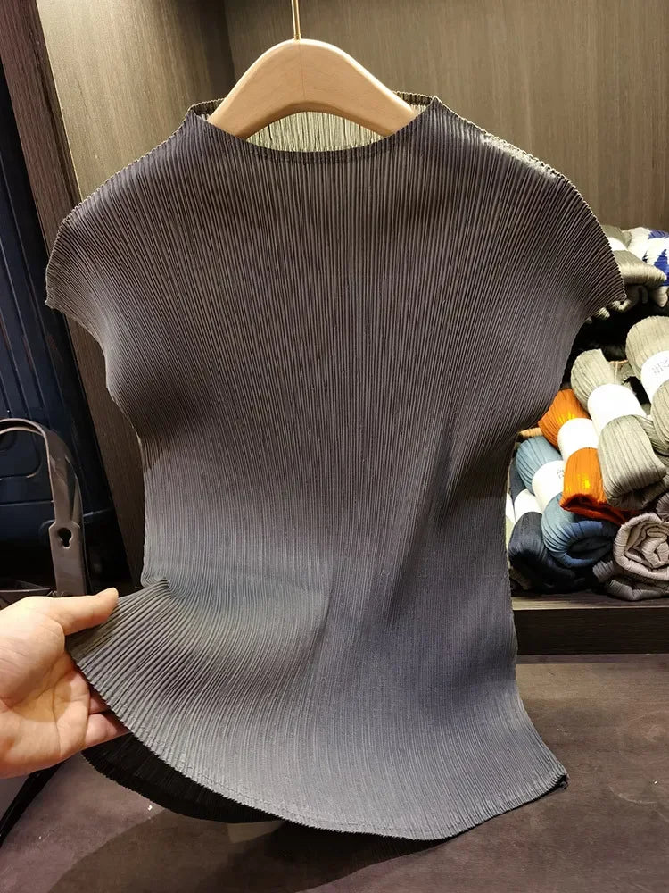 YUDXCN Women Pleated Top with Stand Up Collar