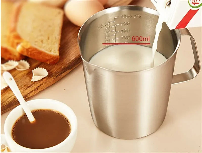 Stainless Steel Liquid Measuring Cups with Inner Scale Design