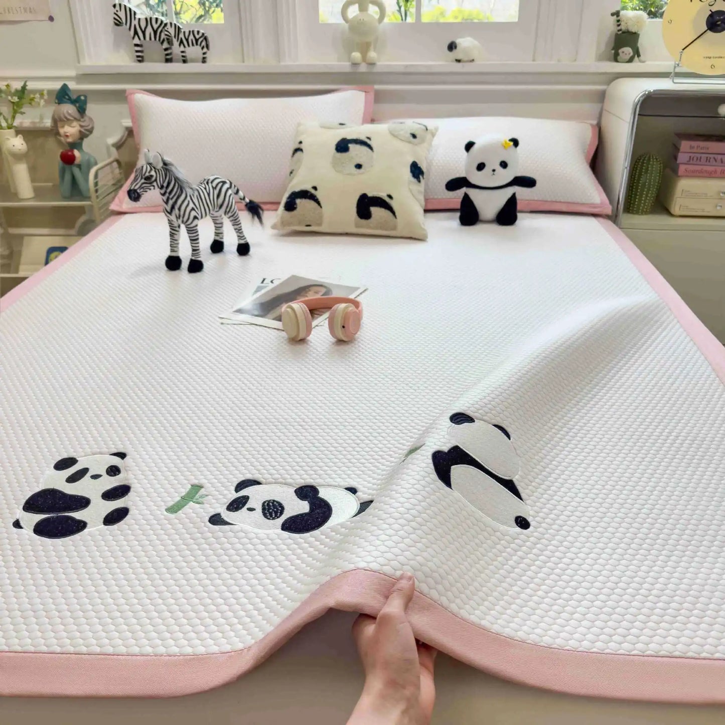Panda Summer Ice Silk Bed Sheets Set for Ultimate Comfort