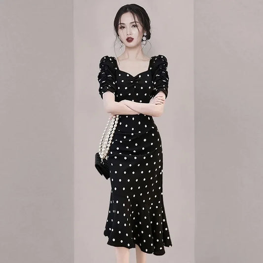 Elegant Midi Dress for Women Perfect for Graduation and Birthdays