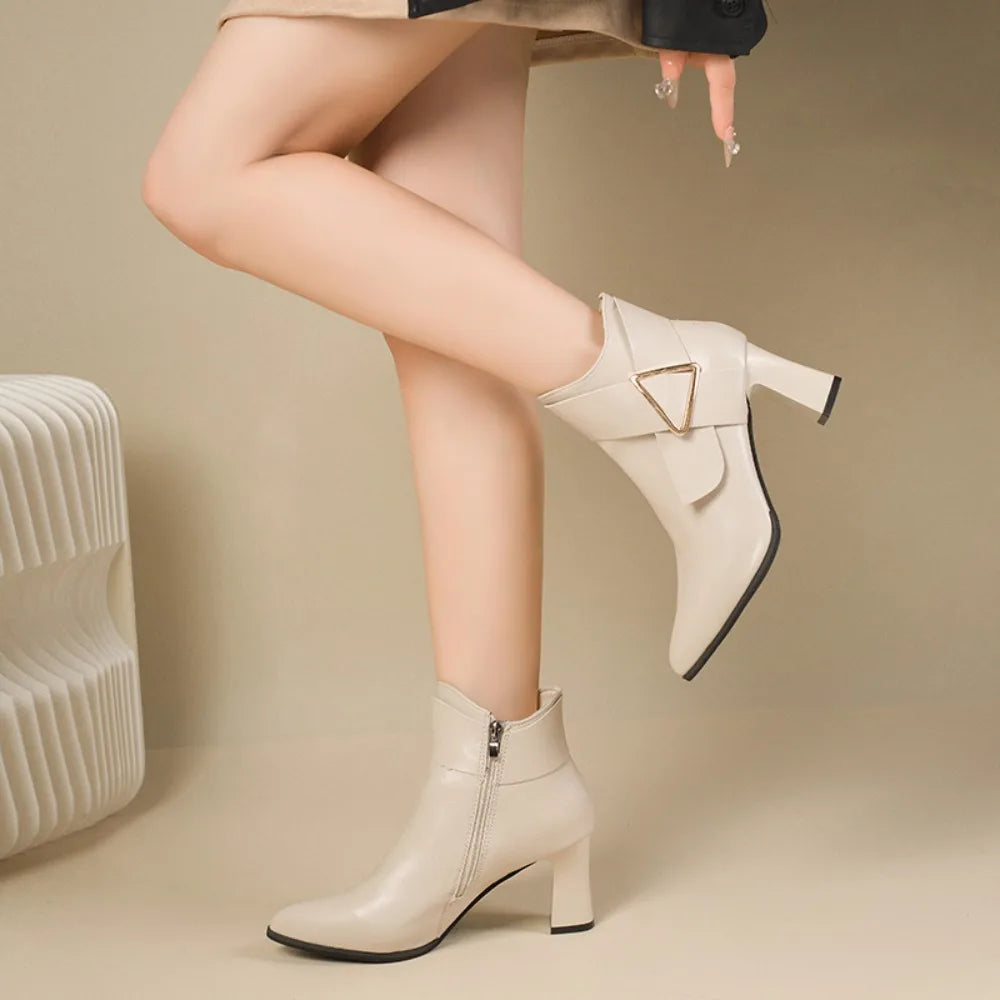 Sqzg Womens Mid Heel Chelsea Boots With Back Zipper