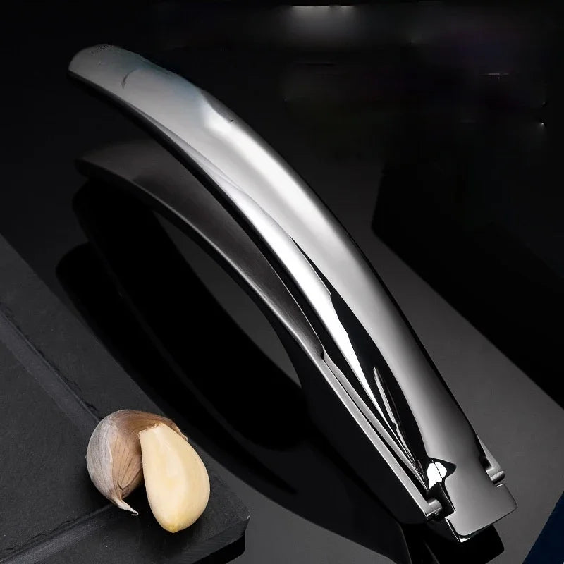 Detachable Stainless Steel Garlic Press for Easy Kitchen Mashing